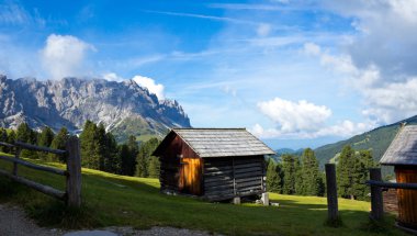 alta badia Alpine hut