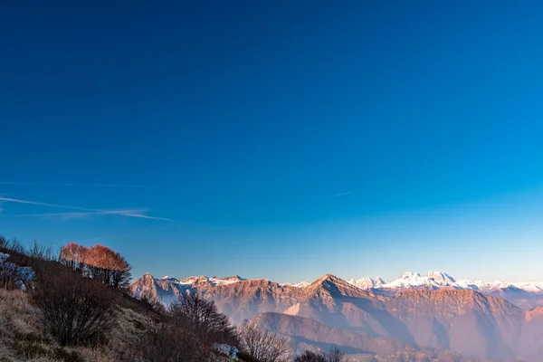 Trekking Dia Inverno Nas Montanhas Friuli Venezia Giulia Itália — Fotografia de Stock