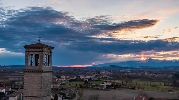 Soleil Passe Derrière Les Nuages Sur Campagne Udine Frioul Vénétie — Photo