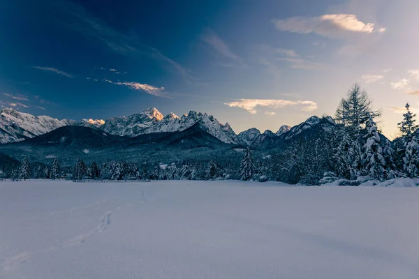 Frosty Vintersolnedgång Tarvisio Friuli Venezia Giulia Italien — Stockfoto
