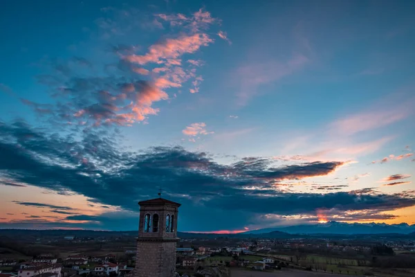 Сонце Заходить Хмарами Над Селом Удіне Фріулі Венеція Джулія Італія — стокове фото