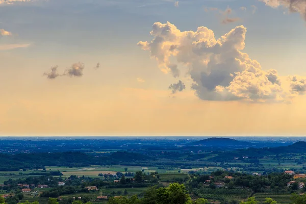 Die Italienischen Weinberge Der Grenze Slowenien Einem Sommernachmittag — Stockfoto