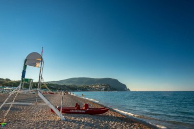 Sahilde cankurtaran önemlidir. Numana, Ancona Eyaleti, Marche Bölgesi, İtalya