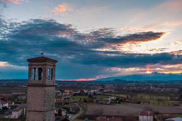 Sol Vai Atrás Das Nuvens Sobre Campo Udine Friuli Venezia — Fotografia de Stock