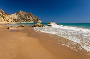 Kos Adası 'ndaki Kavo Paradiso plajında güzel bir gün.