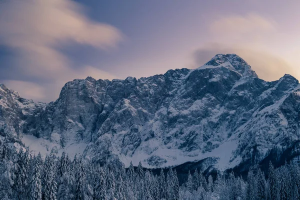 Pôr Sol Gelado Inverno Nos Lagos Fusine Friuli Venezia Giulia — Fotografia de Stock