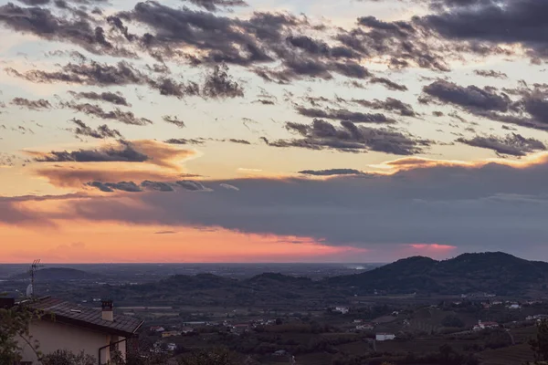 Nap Lemegy Szőlőültetvények Collio Friuli Venezia Giulia Olaszország — Stock Fotó