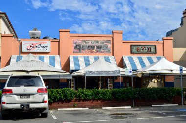 Sidney, Avustralya 'nın batısında Windsor' da dükkan ve restoran olarak hizmet veren tarihi binalar