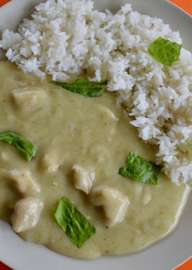 Thai green chicken curry and jasmine rice
