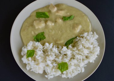 Thai green chicken curry and jasmine rice
