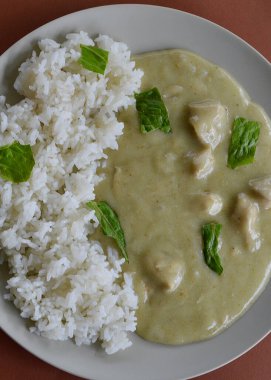 Thai green chicken curry and jasmine rice