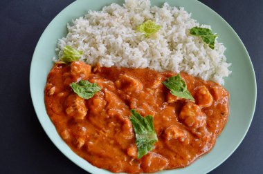 An Indian style mild chicken curry with basmati rice
