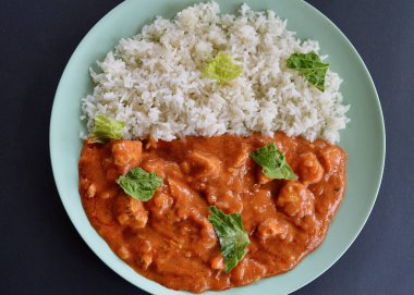 An Indian style mild chicken curry with basmati rice