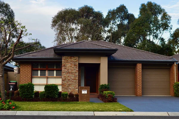 Uma Casa Moderna Uma Rua Cranebrook Oeste Sydney Austrália — Fotografia de Stock