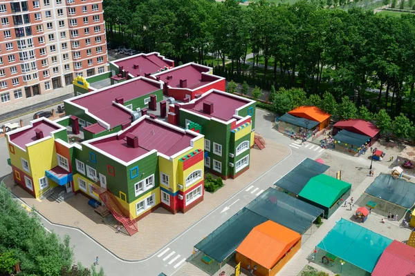 Krasnodar Russland Juni Smaragdgrüner Township Kindergarten Bezirk Prikubanskiy Krasnodar Juni — Stockfoto