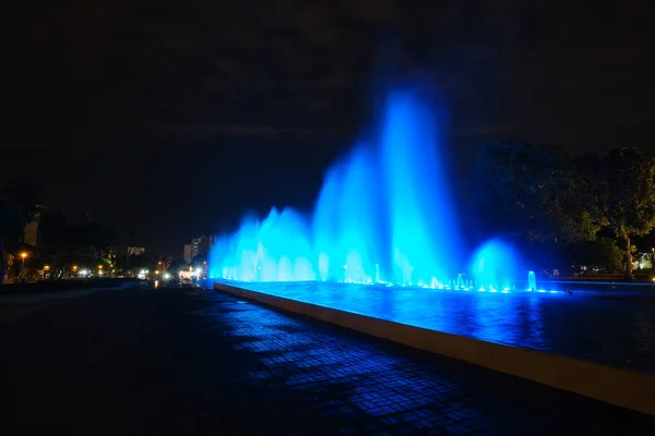 Escena Nocturna Cascadas Las Piscinas Del Mágico Circuito Acuático Lima — Foto de Stock