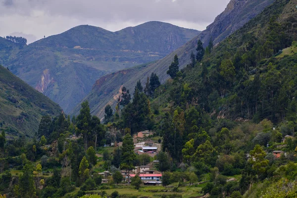 Prachtig Uitzicht Een Klein Stadje Het Binnenland Van Andes Stad — Stockfoto