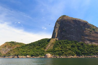 sugarloaf Atlantik Okyanusu üzerinden görünümünü (karşı taraf), rio de janeiro