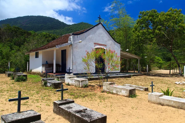 Chiesa sull'isola Ilha Grande, Brasile — Foto Stock