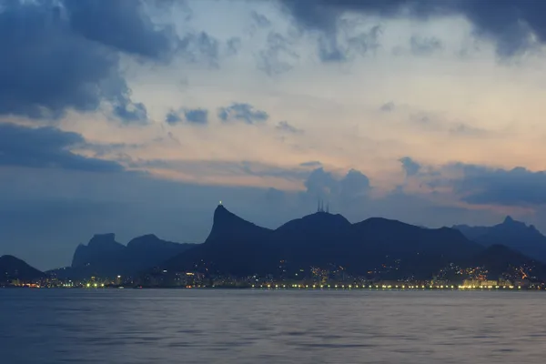 Sunset Corcovado Rio de Janeiro desde Niteroi — Foto de Stock