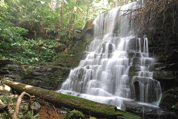 Man Dang Waterfall — Stock Photo, Image
