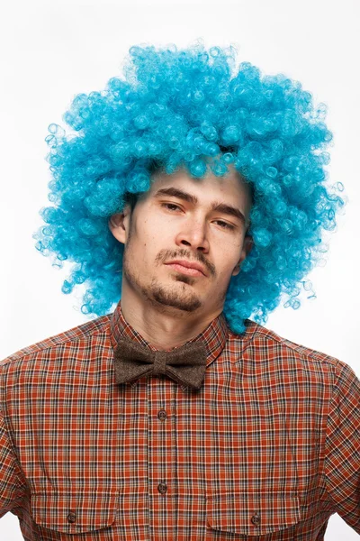 Retrato engraçado de um homem com emoção no rosto — Fotografia de Stock