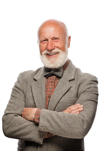 Yaşlı adam büyük bir sakal ve bir gülümseme ile — Stok fotoğraf