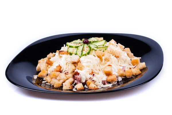 croutons ve peynirli sosis salata