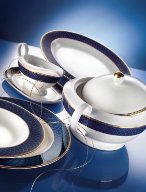 Porcelain dinner set clipart