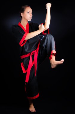 Karate girl kimono içinde