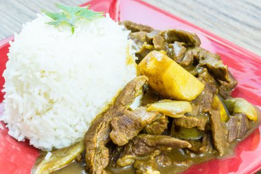 sığır eti pilav, Japon mutfağının köri