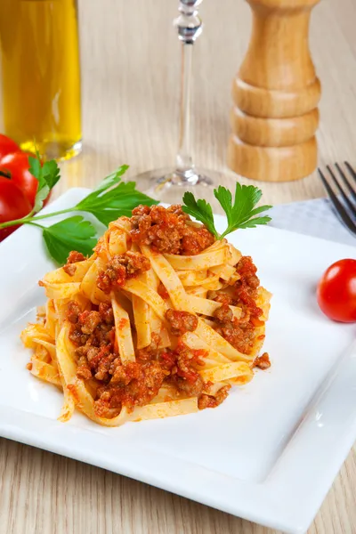 Noodels with meat sauce — Stock Photo, Image