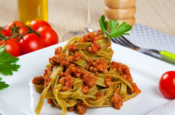 Noodels with meat sauce — Stock Photo, Image