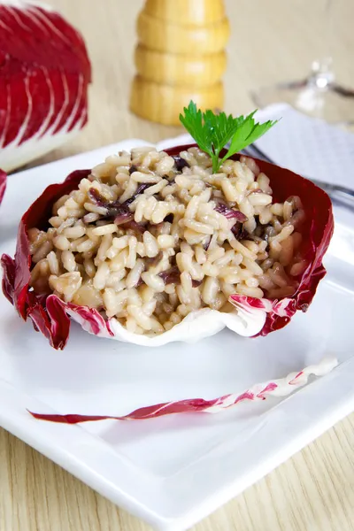 Risotto com cicory, radicchio — Fotografia de Stock