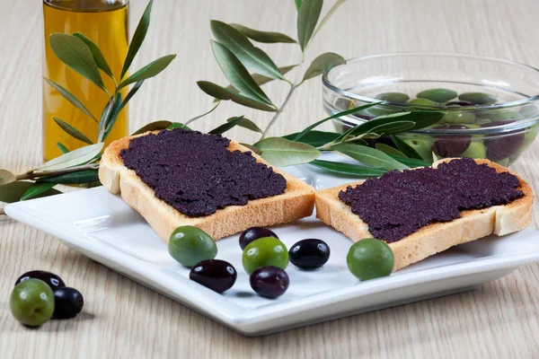 Zeytin İtalyanca bruschetta