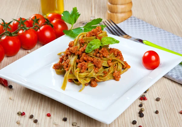 Noodels with meat sauce — Stock Photo, Image