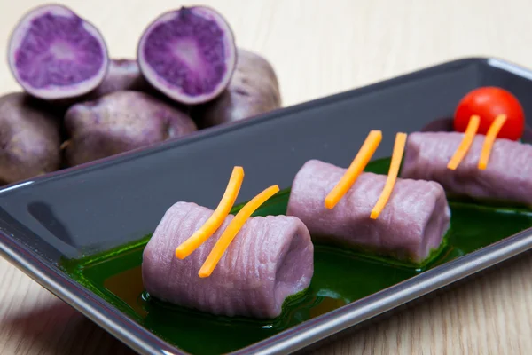 kırmızı şarap ile patates köfte