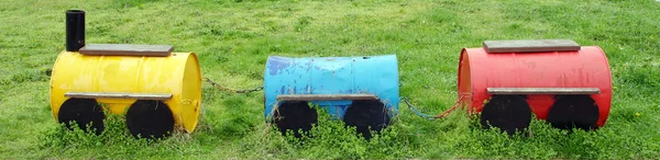 Kinderen trein van vaten — Stockfoto