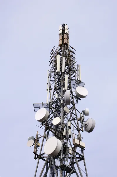 Tour de télécommunication vue depuis le soufflet — Photo