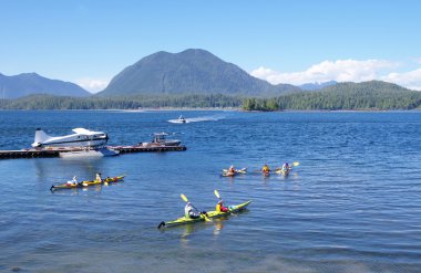 vancouver Adası Deniz uçağı, tekne ve içinde Estevan beş kayaks port