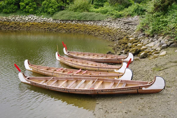 Τέσσερις rowboats σε ψευδείς Ελληνικά, Βανκούβερ, Καναδάς — Φωτογραφία Αρχείου