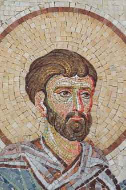 Techirghiol Gölü üzerindeki Techirghiol Manastırı 'nda Hıristiyan mozaikleri, Romanca