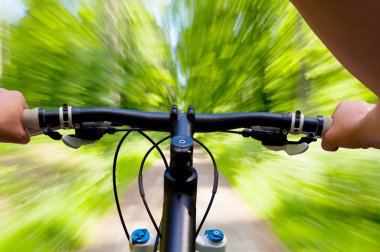 Tur Bisikleti duran - çekici kadın Bisiklet binici