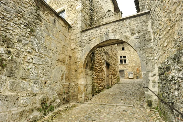 Monumentale mittelalterliche Zitadelle — Stockfoto