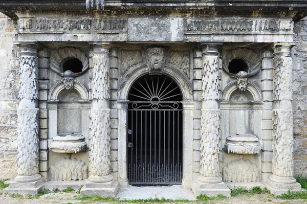 Pavillon-förmige Höhle — Stockfoto