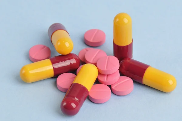 Assortment of pills and capsules — Stock Photo, Image