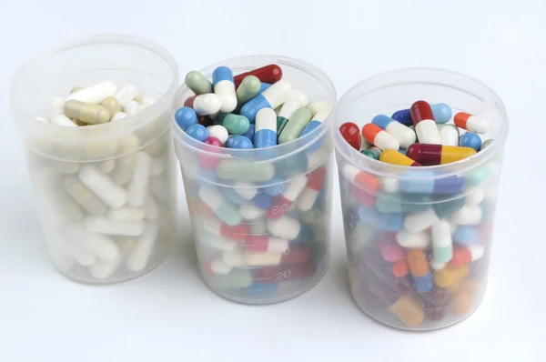 Tabletki, kapsułki i tabletki — Zdjęcie stockowe