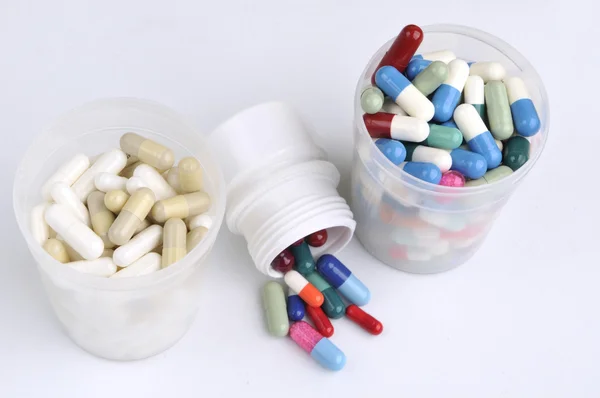 Piller, kapsler og tabletter – stockfoto