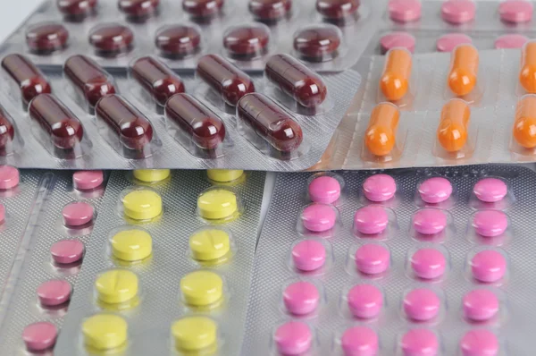 Pillole e capsule in blister — Foto Stock