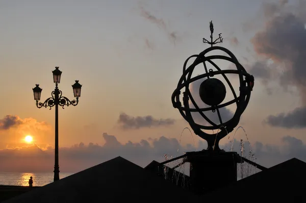 Front de mer de l'Atlantique au coucher du soleil — Photo